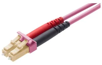 Patch cord FO, LC-Duplex PC/UPC Grade Bm - LC-Duplex PC/UPC Grade Bm,  Multimode OM4 (G50), Duplex Figur 8 (2.0 x 4.2), Eca (LSZH),1m (R826514)